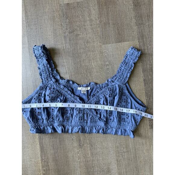 American Eagle Crop Tank Top Blue Embroidered Floral Eyelet Cotton Sz XL Y2K - Picture 4 of 5